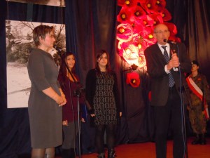 Il Dirigente Scolastico porta il saluto dell'Istituto e della città di Imola